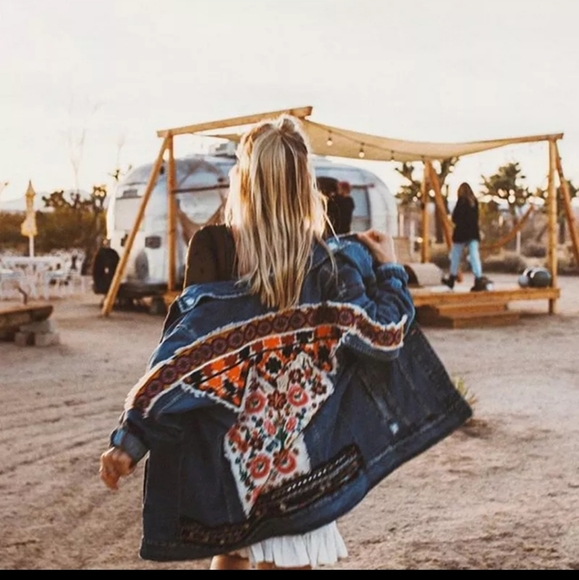 ♥️SOLD ❤️NWT Embroidered Denim Jacket - Picture 11 of 15